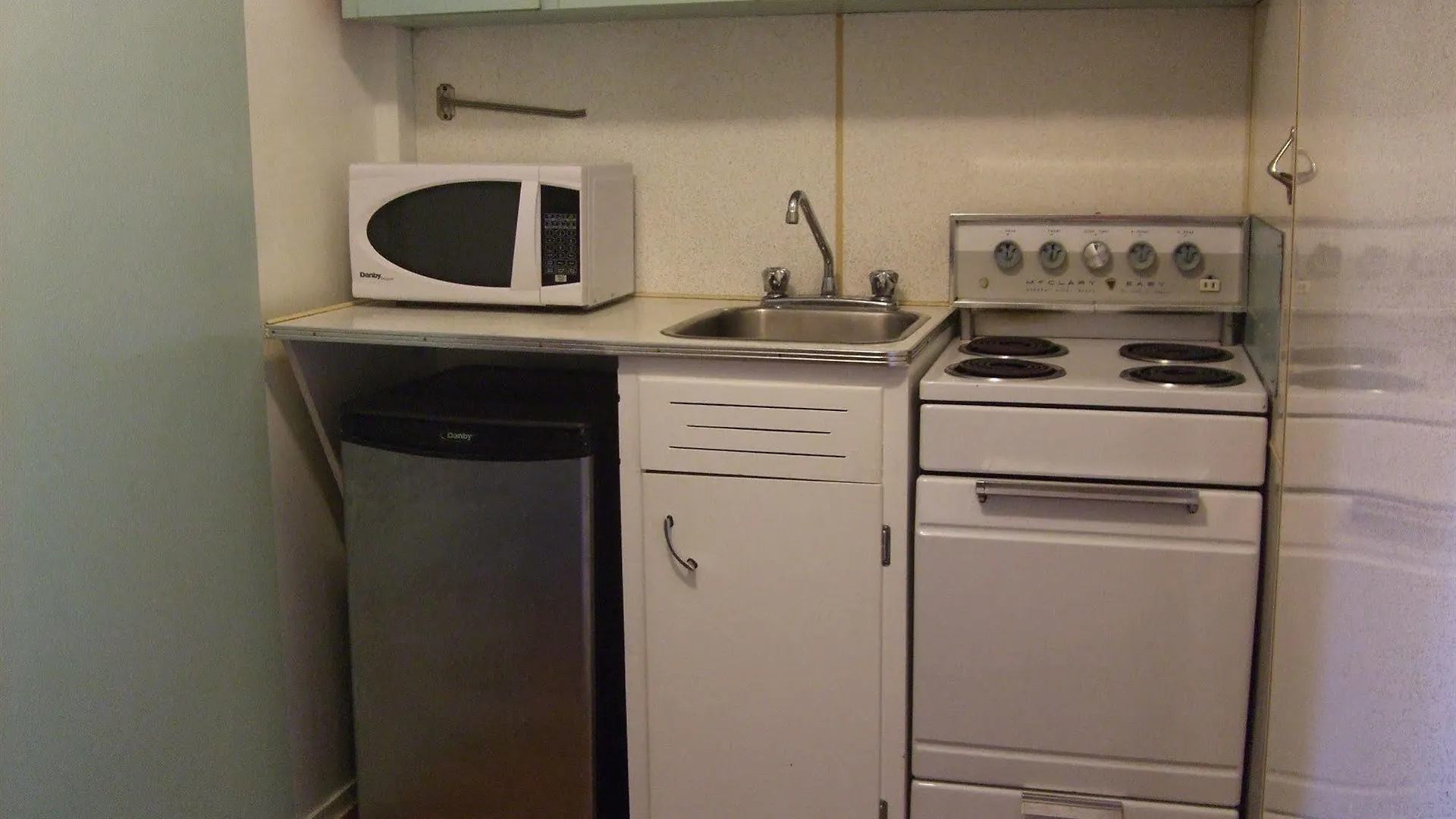 Wedgewood Motel Галифакс 2*,  Канада