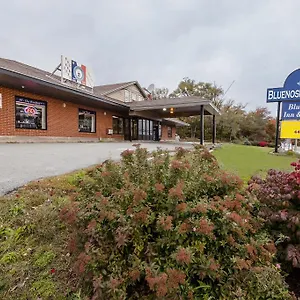 Bluenose & Motel