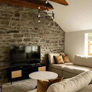 **** Aparthotel Maison Rasco By Luxury In Transit Canada